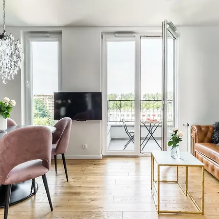 Brooklyn Apartment *